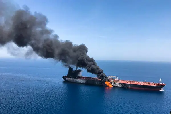 Oil tanker