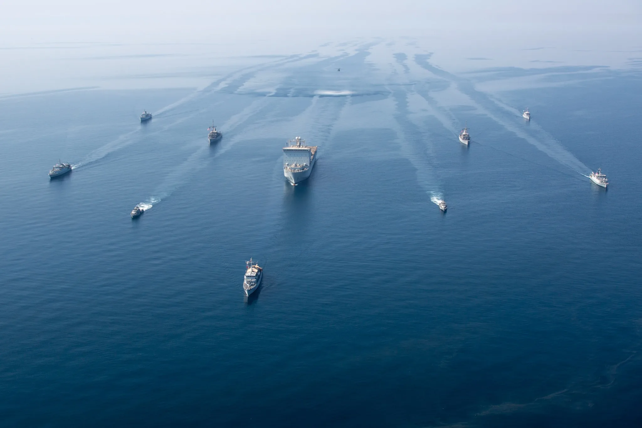 Global Shipping: Strait of Hormuz Bottleneck Leaves 360 Cargo Vessels Stranded
