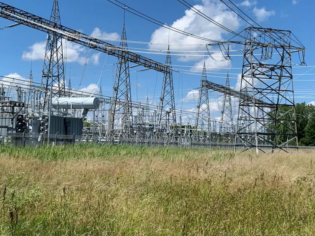 National Grid Infrastructure Realignment: Accelerating Clean Energy Integration and High-Voltage Transmission Security Across the American Midwest